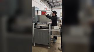 Casing Penutup Semi Otomatis Dalam Mesin.